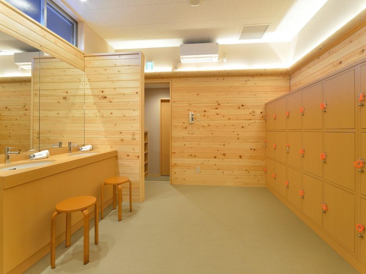 Super Hotel Miyazaki Natural Hot Springs Екстер'єр фото